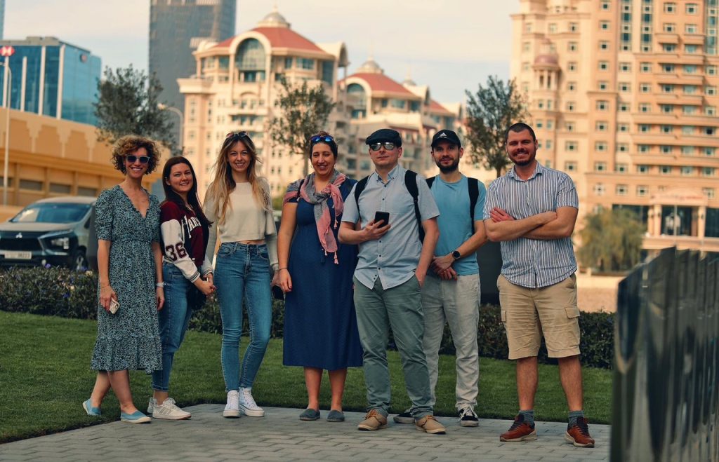 Újságírók Dubajban a Kis Herceg produkció miatt